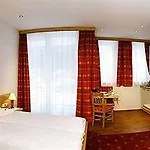 호텔 Alpenstern - Silvretta Card Premium Bei Sommerbuchungen Inklusive! 4*
