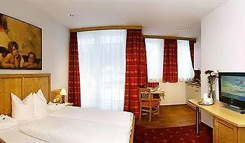 Hotel Alpenstern 4*